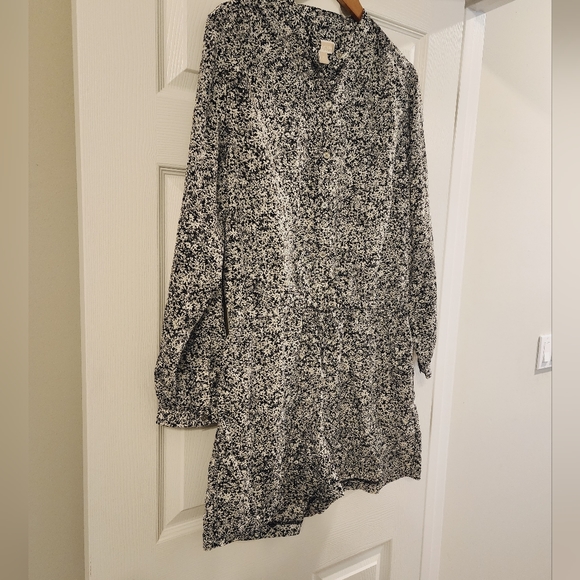 Michael Kors Long Sleeve Button Down Shorts Romper Size XL - Picture 2 of 11